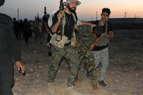 Ejército sirio captura a varios takfiríes de Al Nusra en el sur de Alepo En fotos: terroristas de Al Nusra apresados por el ejército sirio